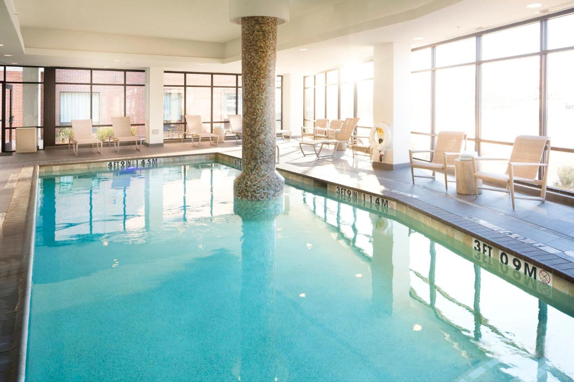 Holiday Inn Express & Suites Oklahoma City Downtown - Bricktown By Ihg Luaran gambar