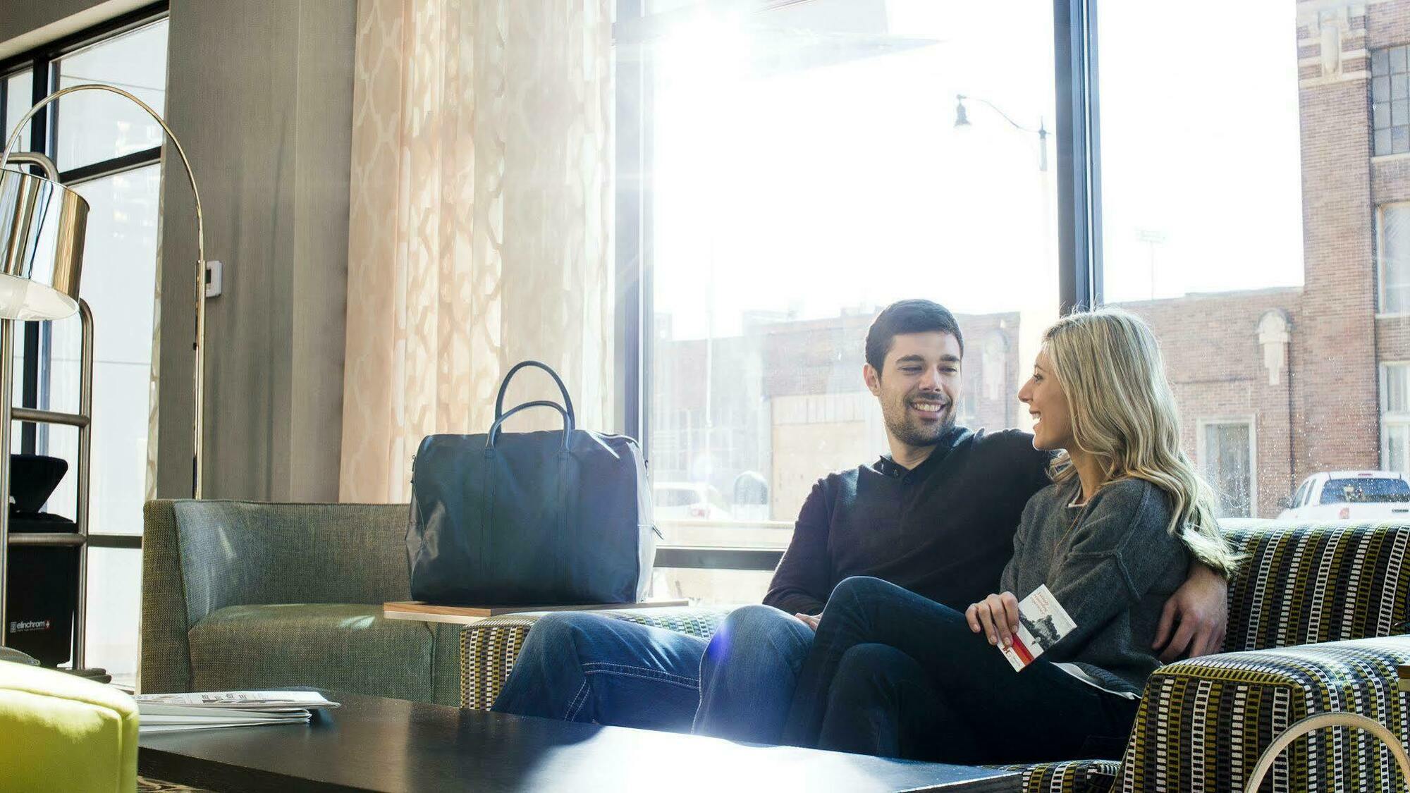 Holiday Inn Express & Suites Oklahoma City Downtown - Bricktown By Ihg Luaran gambar